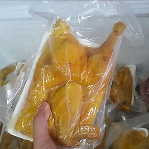 Gà ủ muối hoa tiêu (1/2 con)